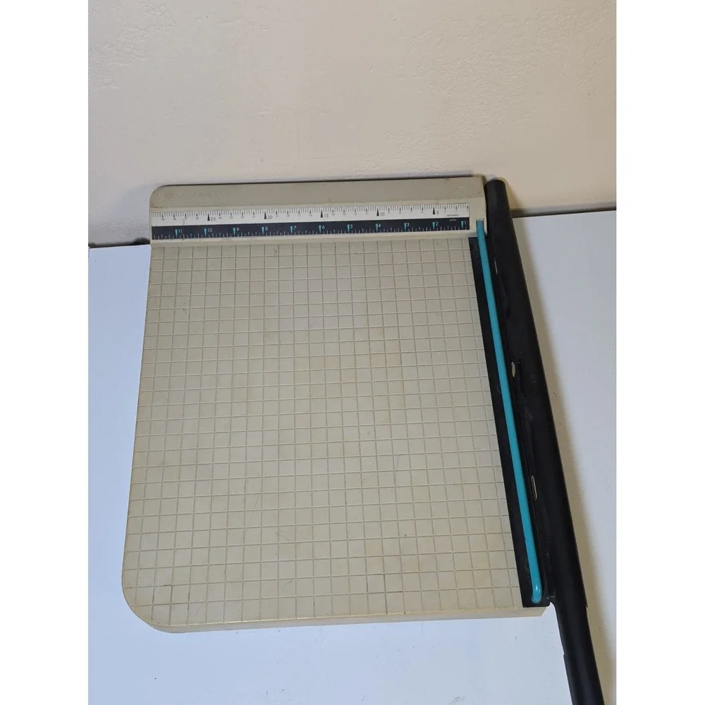 Quartet Paper Trimmer 12